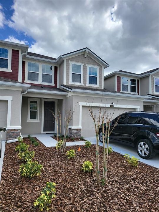 Recently Sold: $363,276 (3 beds, 2 baths, 1803 Square Feet)