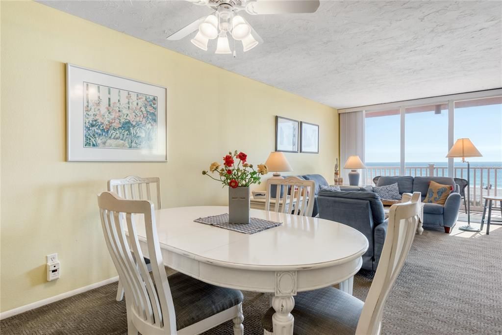 Recently Sold: $995,000 (2 beds, 2 baths, 1179 Square Feet)