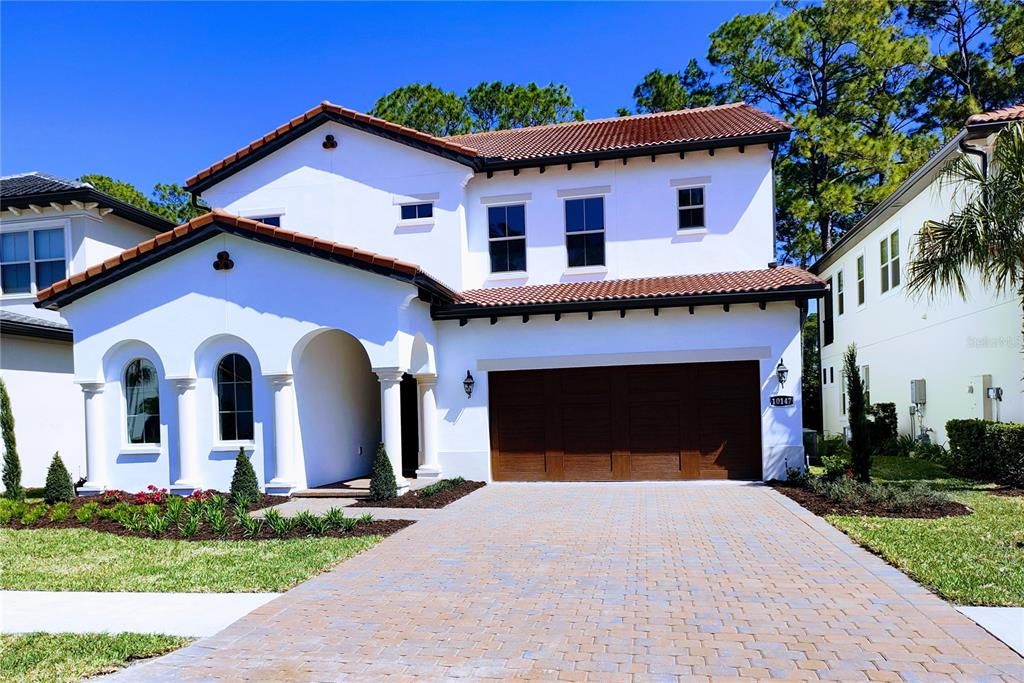 Recently Sold: $907,522 (6 beds, 5 baths, 4029 Square Feet)