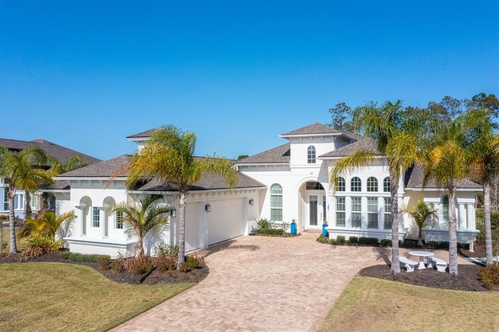 Recently Sold: $799,000 (4 beds, 3 baths, 3064 Square Feet)