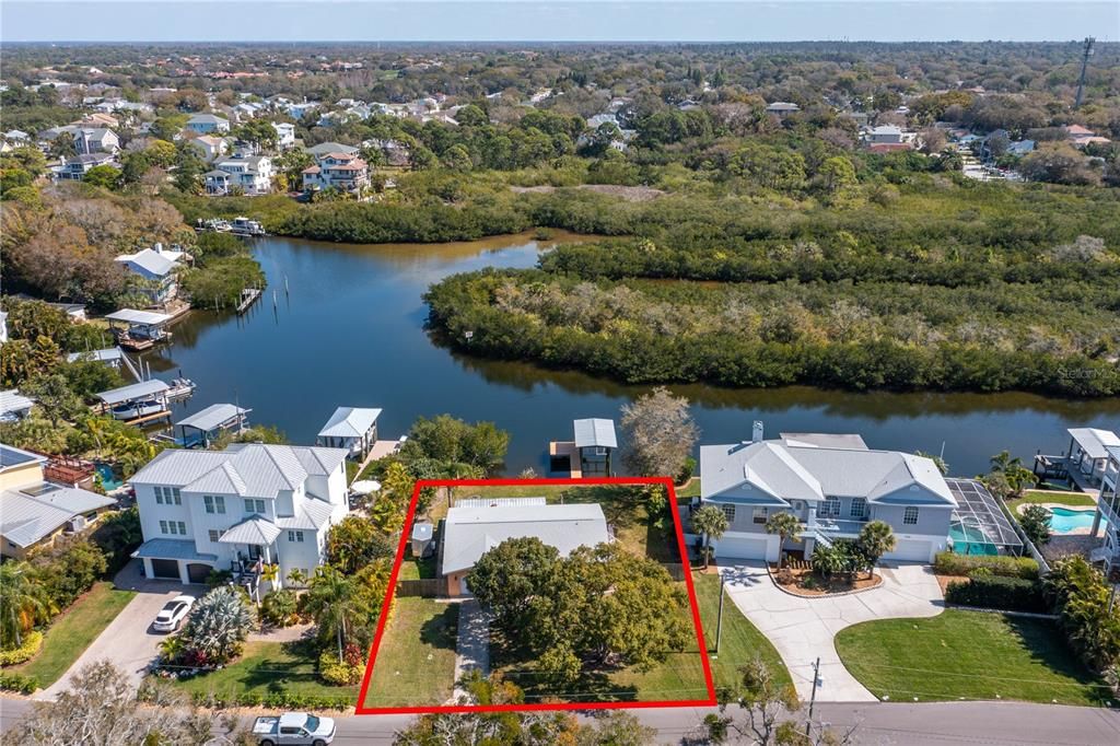 Недавно продано: $999,000 (0.22 acres)