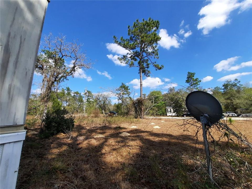 South end of mobile looking to road