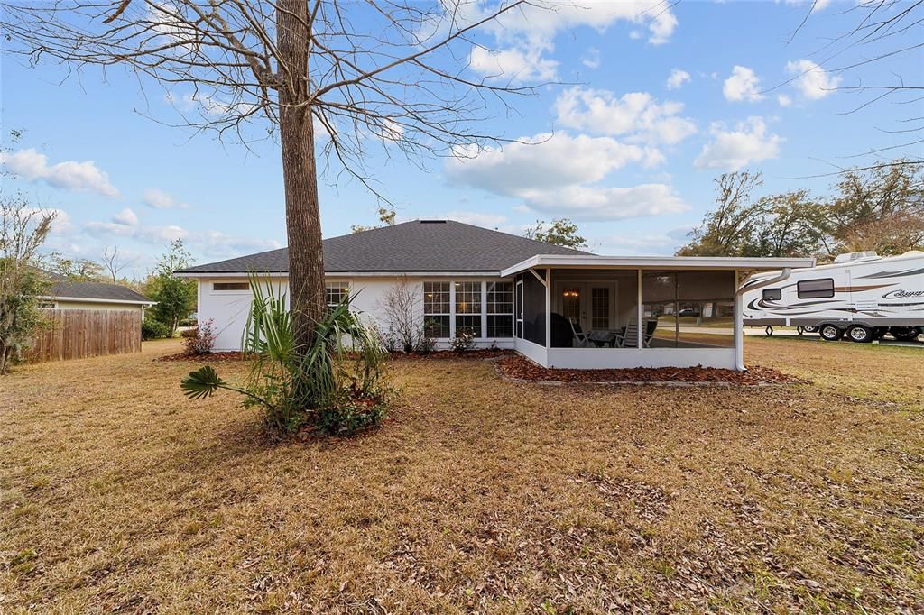 Recently Sold: $265,000 (3 beds, 2 baths, 1453 Square Feet)