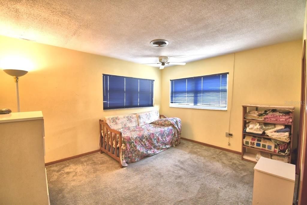 Recently Sold: $139,000 (2 beds, 2 baths, 1225 Square Feet)