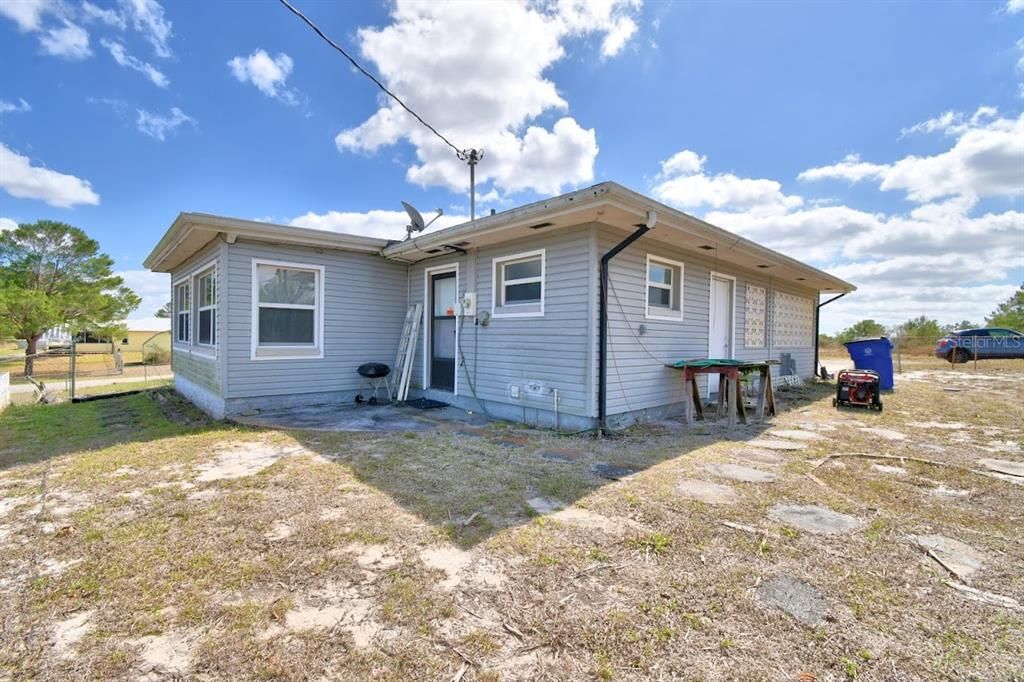 Recently Sold: $139,000 (2 beds, 2 baths, 1225 Square Feet)