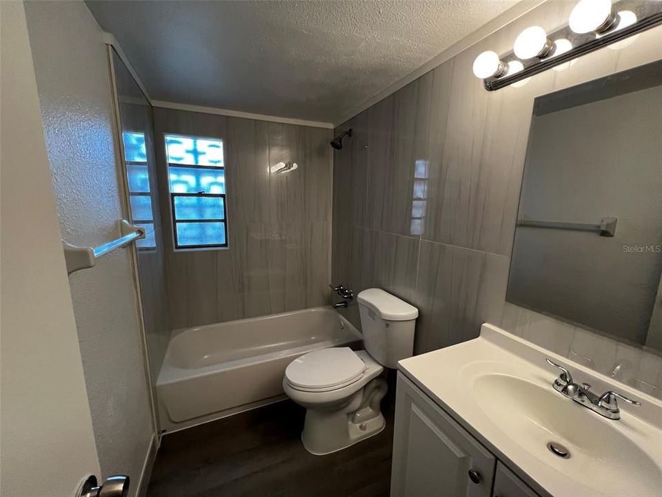 Недавно арендовано: $1,500 (2 спален, 1 ванн, 1000 Квадратных фут)