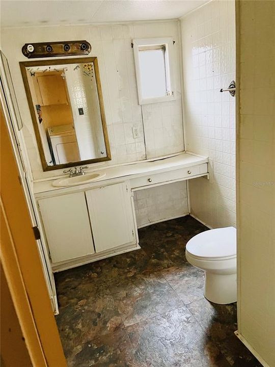 Standard Bathroom