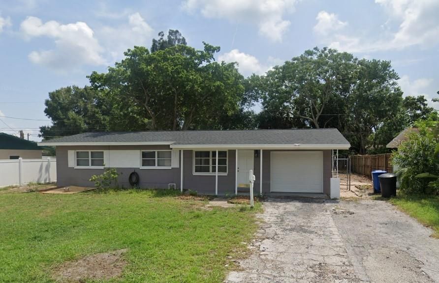 Recently Sold: $279,999 (3 beds, 2 baths, 975 Square Feet)