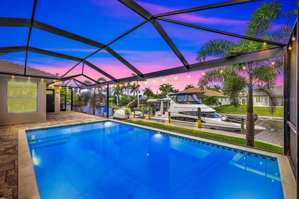 Recently Sold: $1,850,000 (3 beds, 2 baths, 2507 Square Feet)