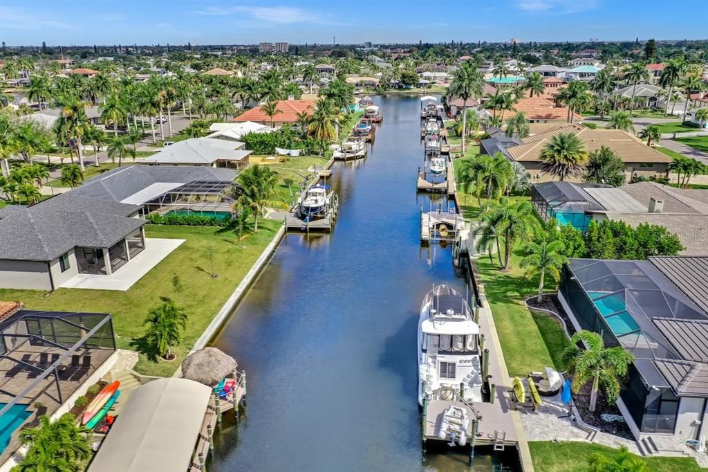 Recently Sold: $1,850,000 (3 beds, 2 baths, 2507 Square Feet)