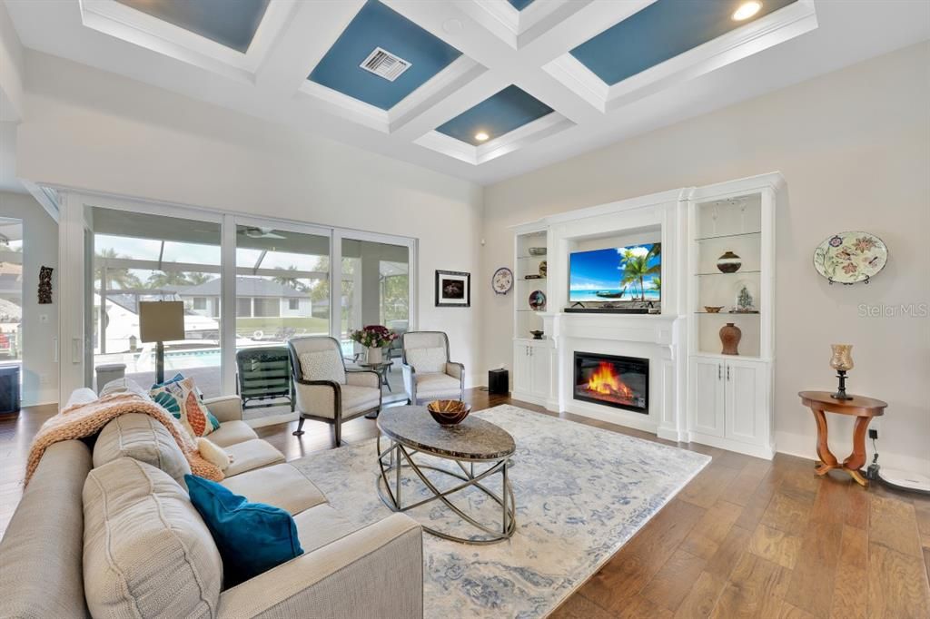 Recently Sold: $1,850,000 (3 beds, 2 baths, 2507 Square Feet)