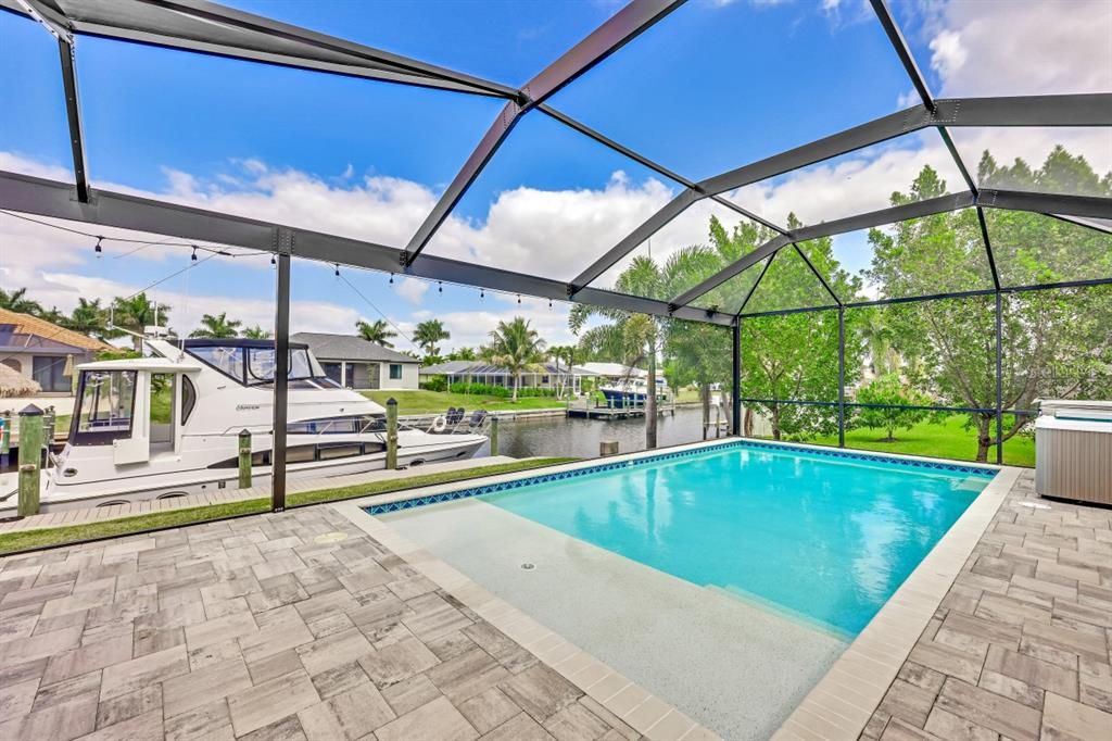 Recently Sold: $1,850,000 (3 beds, 2 baths, 2507 Square Feet)