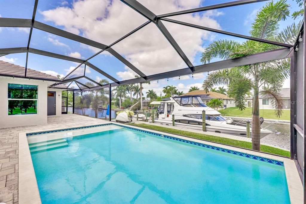 Recently Sold: $1,850,000 (3 beds, 2 baths, 2507 Square Feet)