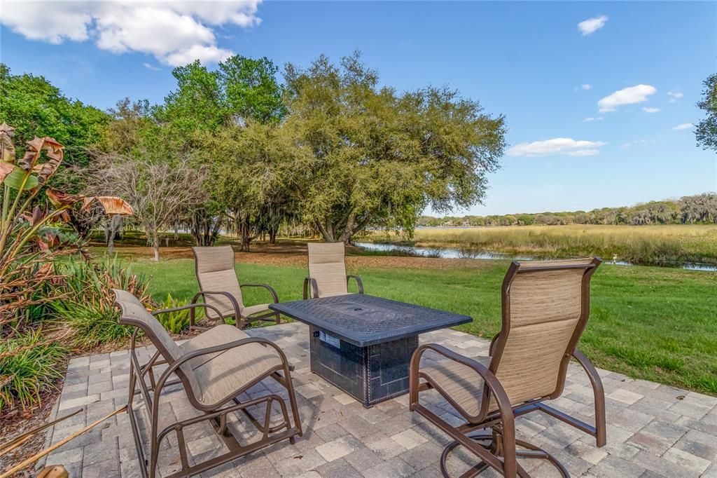 Recently Sold: $1,700,000 (5 beds, 3 baths, 4885 Square Feet)