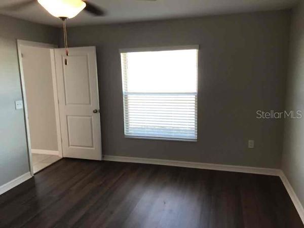 Recently Rented: $2,045 (4 beds, 2 baths, 1935 Square Feet)