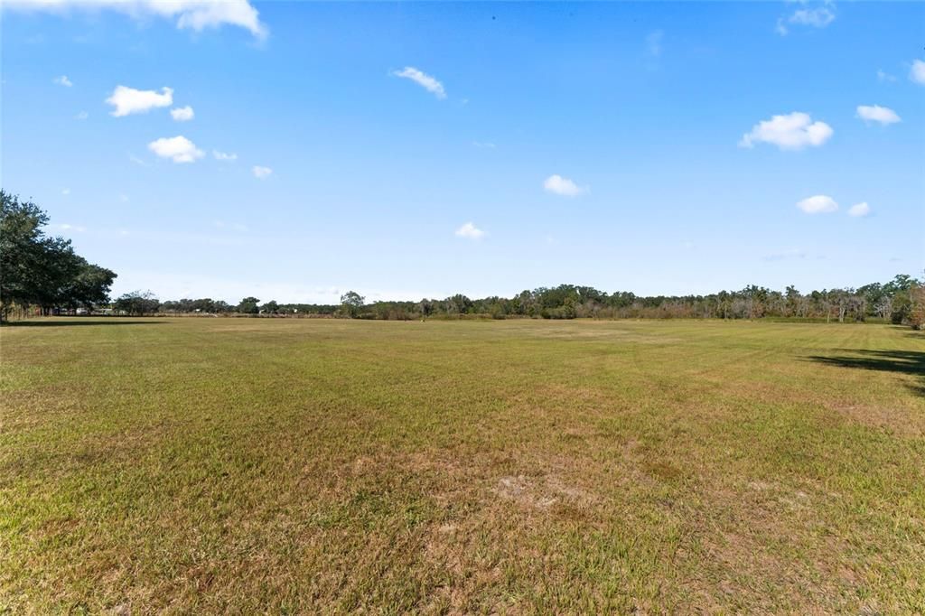 For Sale: $1,785,000 (4.85 acres)