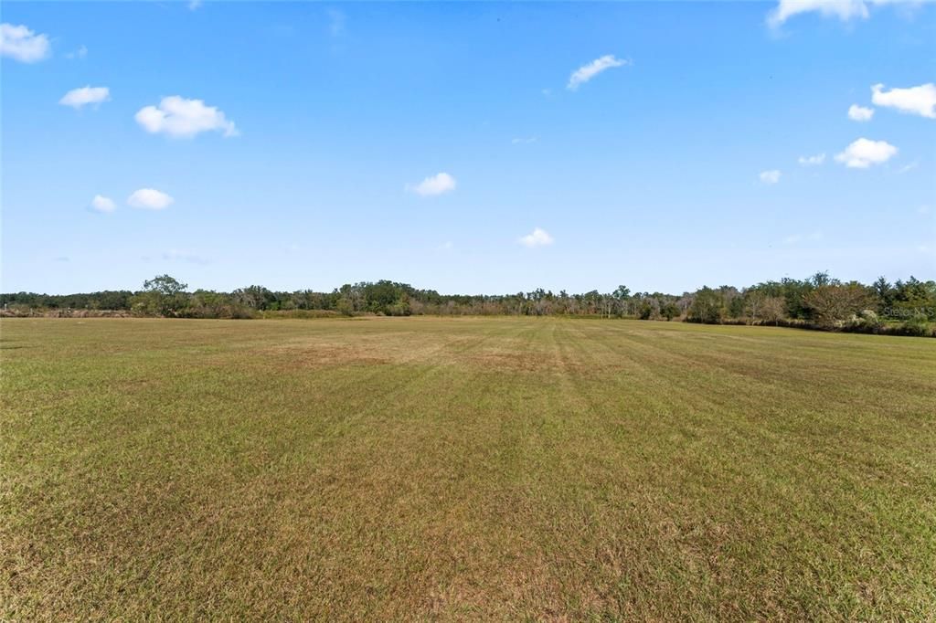 For Sale: $1,785,000 (4.85 acres)