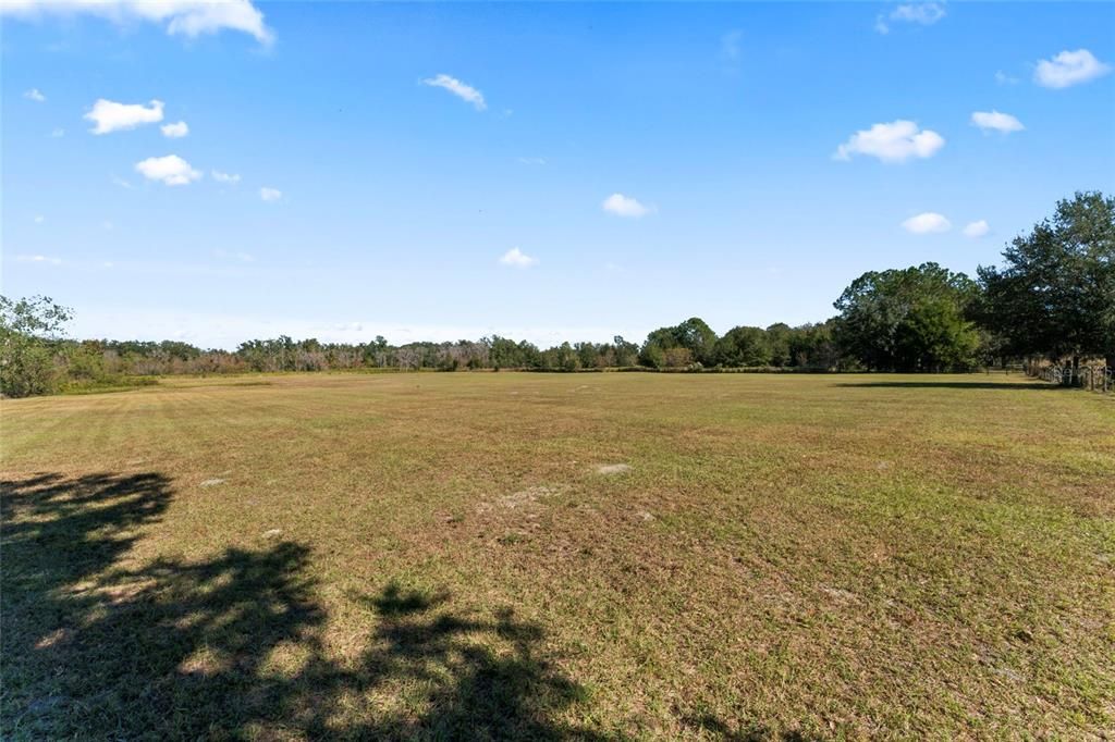 For Sale: $1,785,000 (4.85 acres)