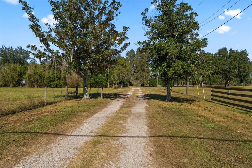 For Sale: $1,785,000 (4.85 acres)