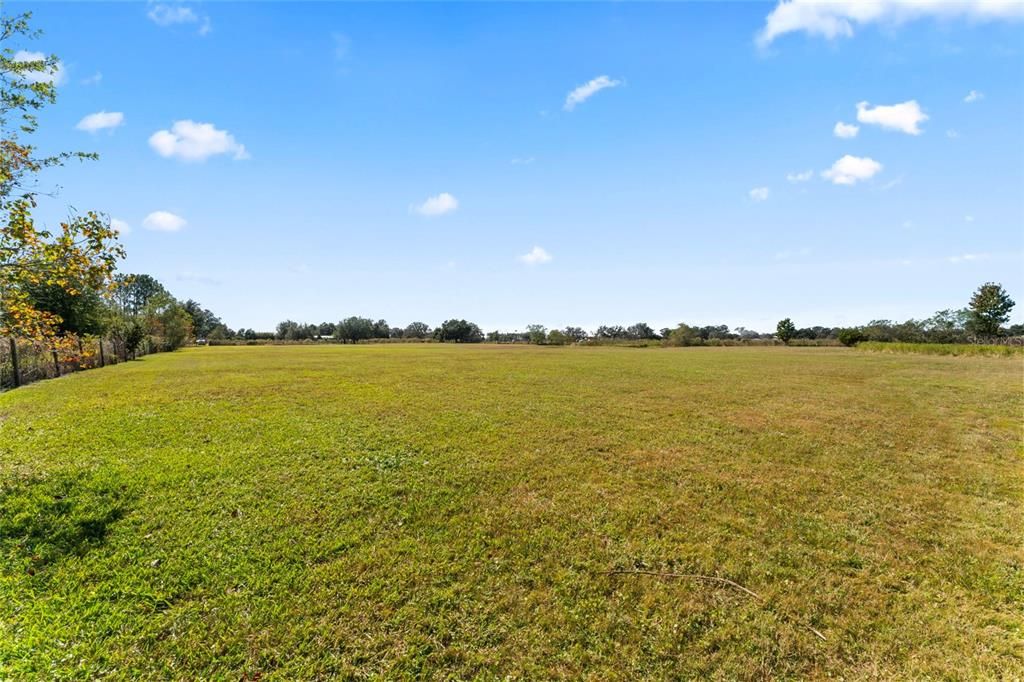 For Sale: $1,785,000 (4.85 acres)