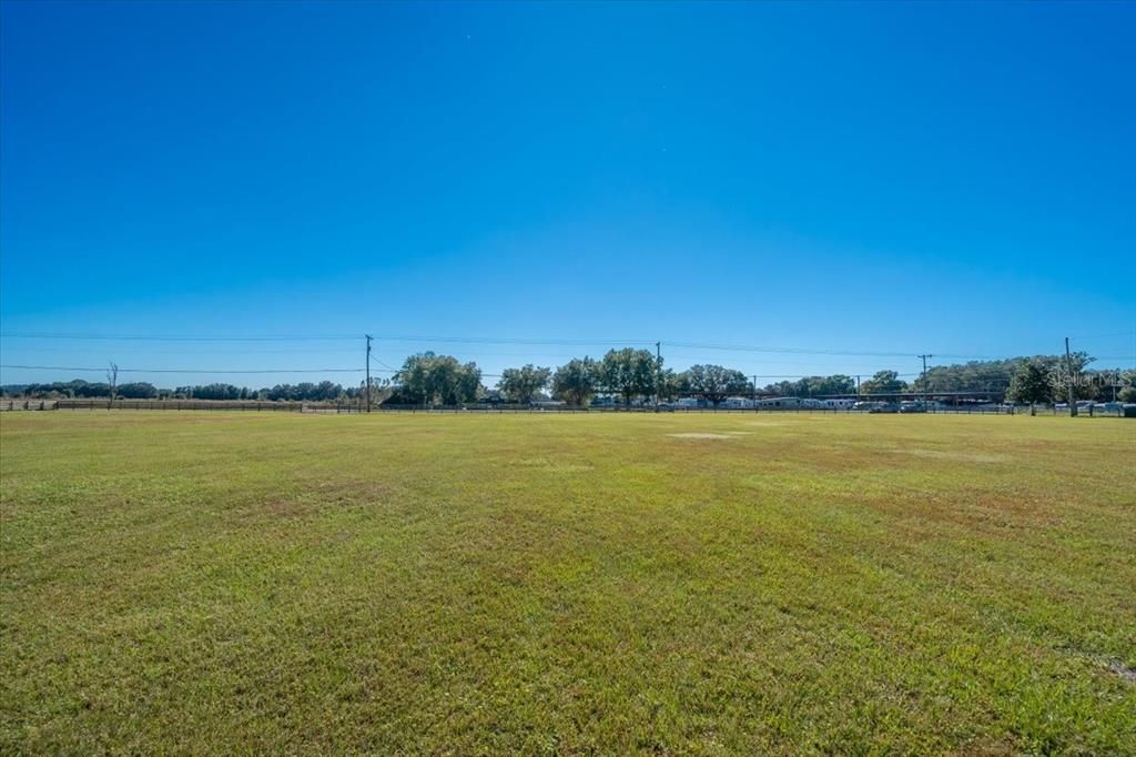 For Sale: $3,995,000 (6.77 acres)