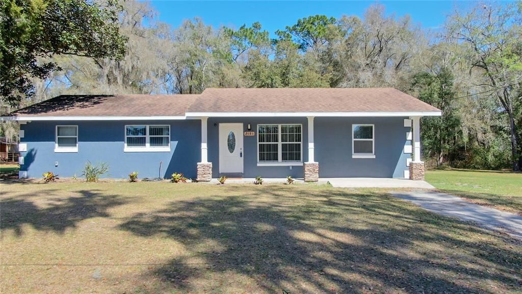 Recently Sold: $232,000 (3 beds, 1 baths, 1431 Square Feet)