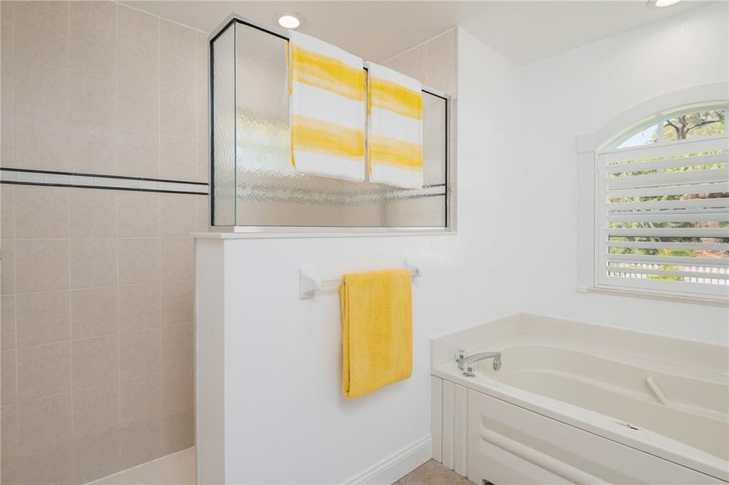最近售出: $509,000 (3 贝兹, 2 浴室, 1955 平方英尺)