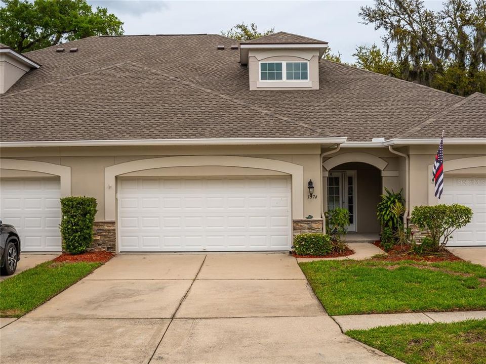 Недавно продано: $329,900 (3 спален, 2 ванн, 2000 Квадратных фут)