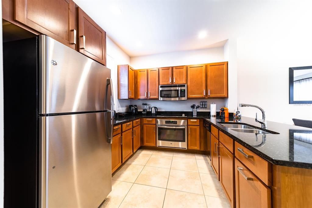 Recently Sold: $299,000 (2 beds, 2 baths, 1350 Square Feet)