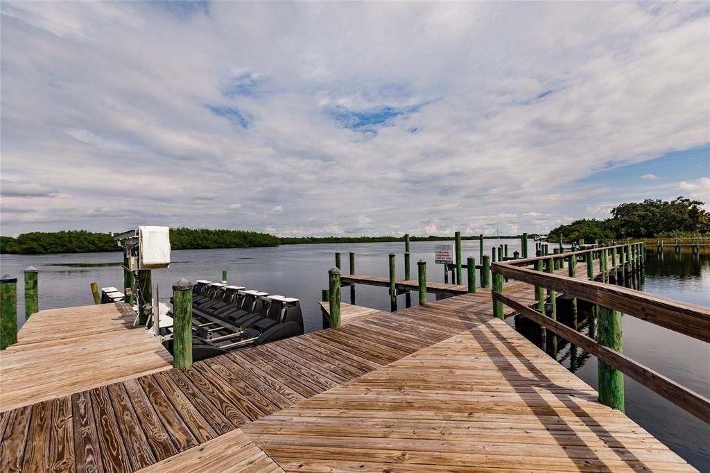 COMMUNITY DOCK & BOAT SLIPS