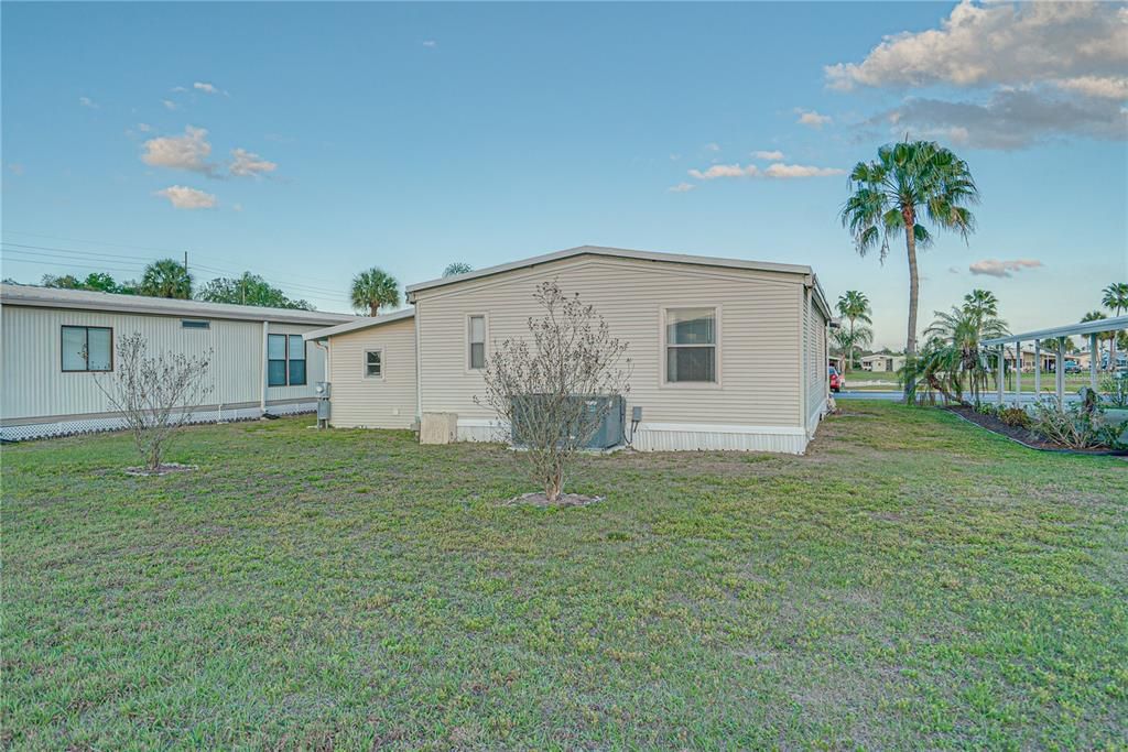 Recently Sold: $79,900 (2 beds, 2 baths, 888 Square Feet)