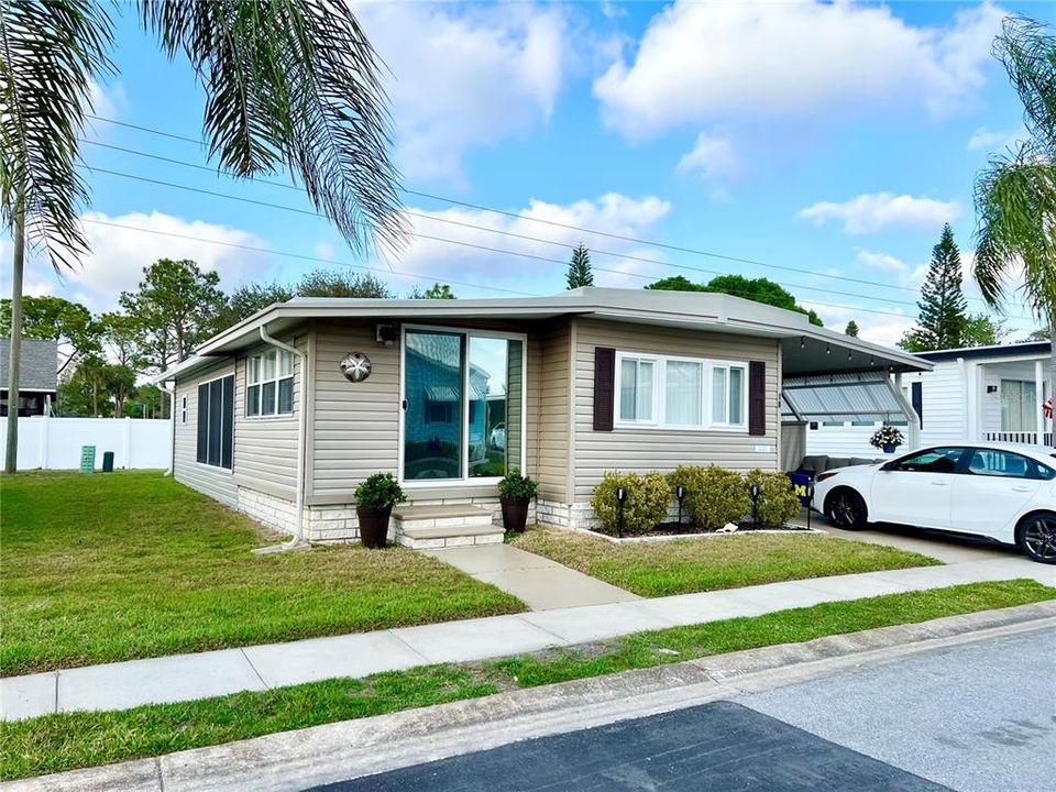 Recently Sold: $150,000 (1 beds, 1 baths, 668 Square Feet)