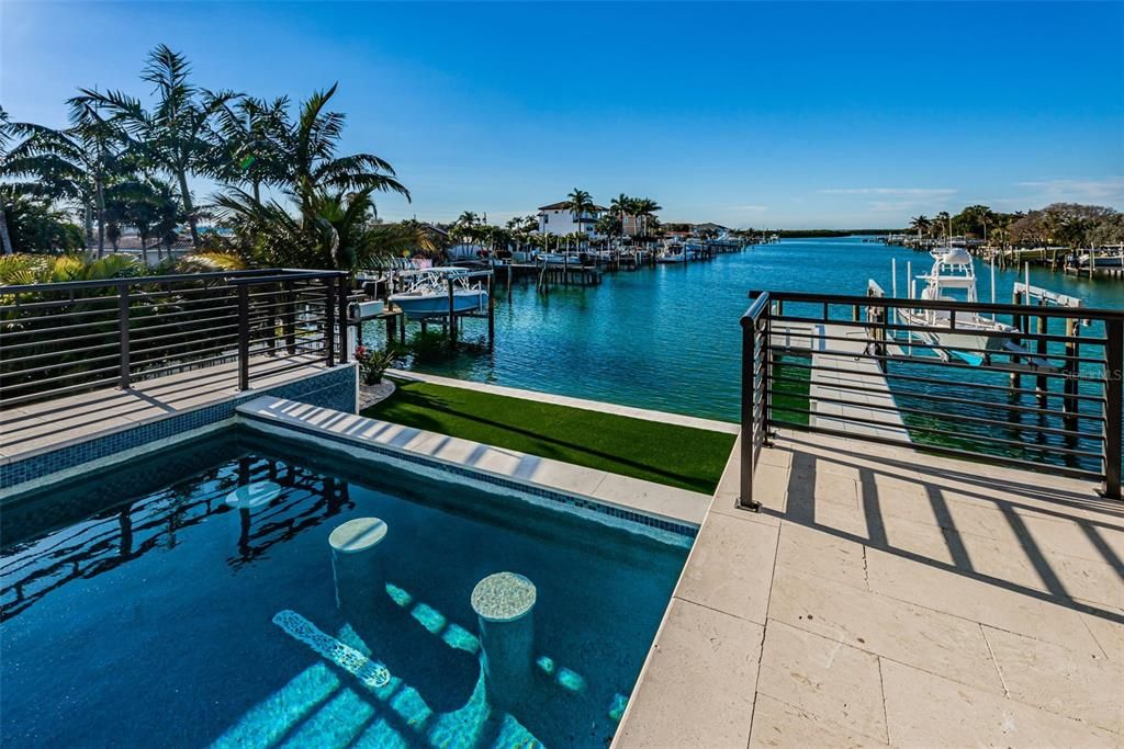 Recently Sold: $3,999,999 (4 beds, 3 baths, 3794 Square Feet)