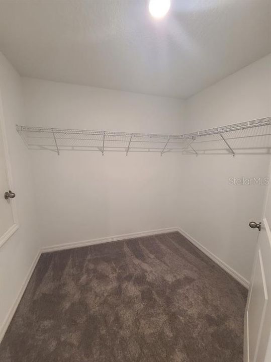 Recently Rented: $1,850 (3 beds, 2 baths, 1555 Square Feet)