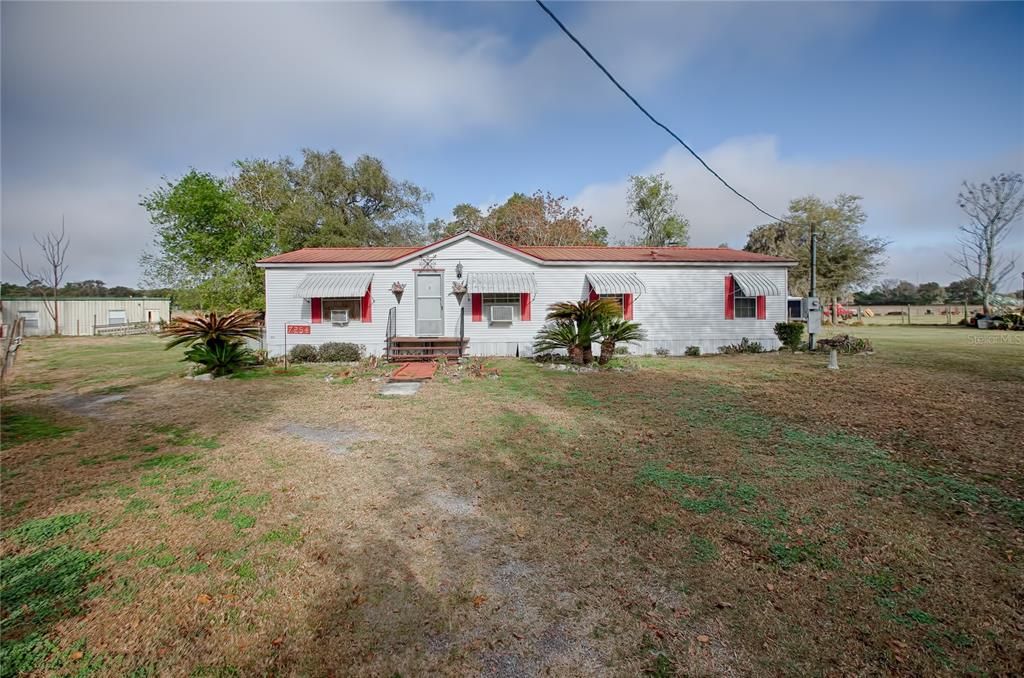 Recently Sold: $179,900 (3 beds, 2 baths, 1458 Square Feet)