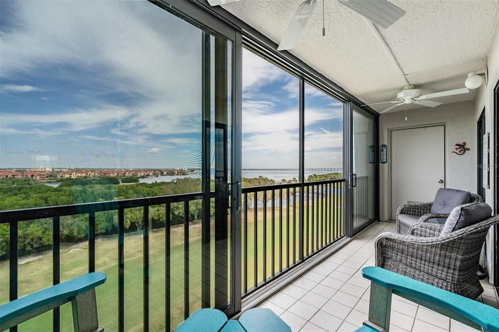 Recently Sold: $332,900 (2 beds, 2 baths, 1070 Square Feet)