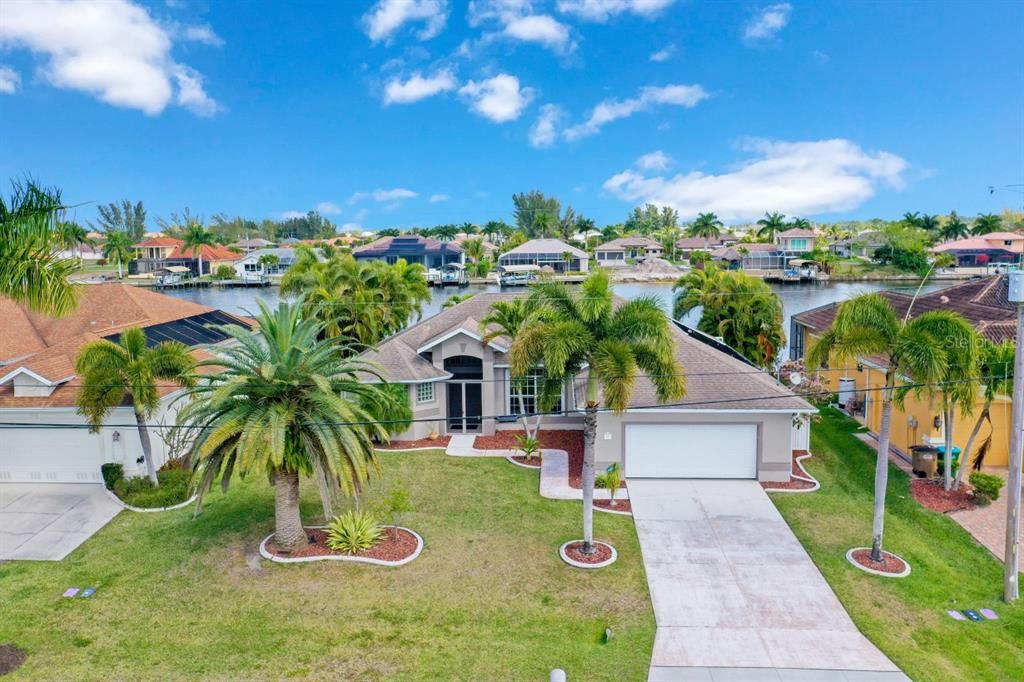 Recently Sold: $850,000 (3 beds, 2 baths, 1980 Square Feet)