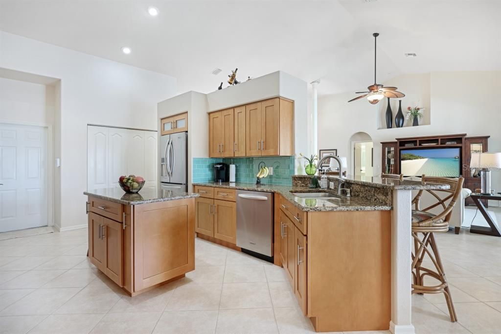 Recently Sold: $850,000 (3 beds, 2 baths, 1980 Square Feet)