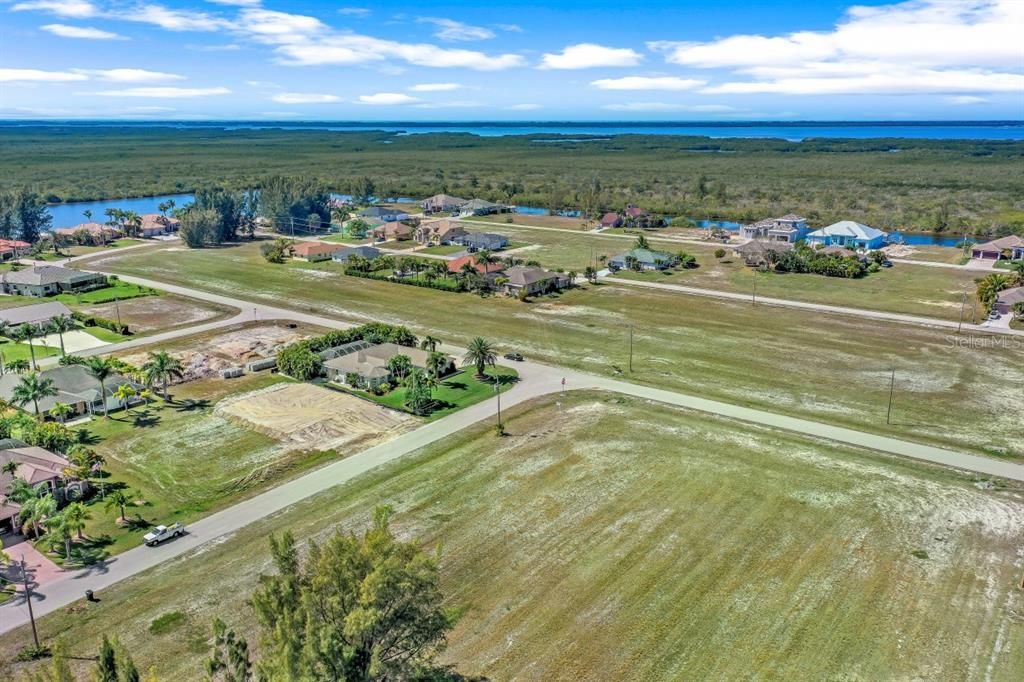 Недавно продано: $89,900 (0.34 acres)