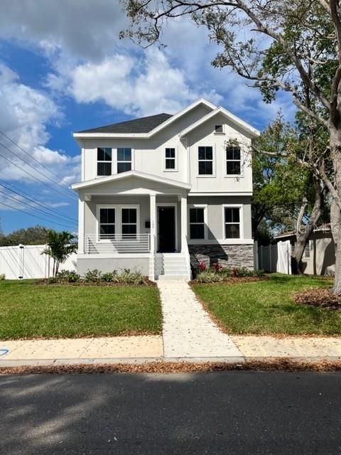 Recently Sold: $924,990 (4 beds, 4 baths, 3044 Square Feet)