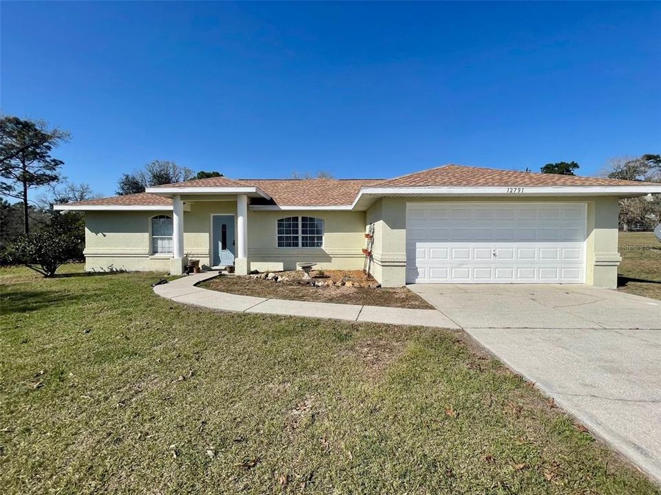 Recently Sold: $389,000 (3 beds, 2 baths, 1368 Square Feet)