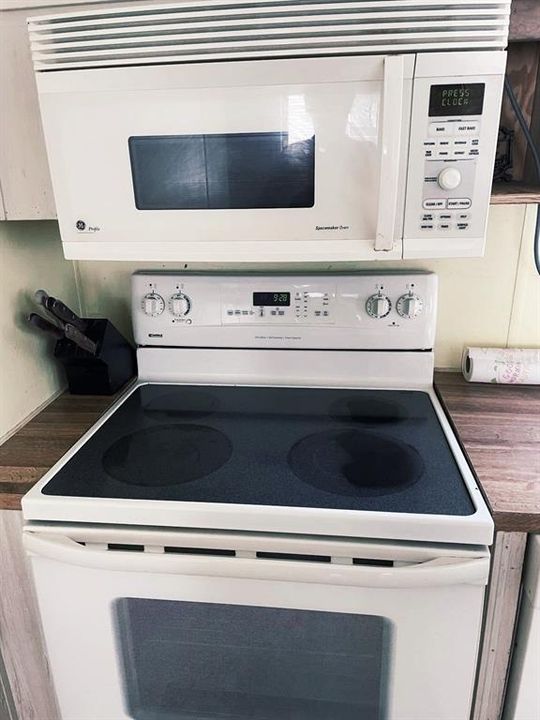 Vendido Recientemente: $120,000 (2 camas, 2 baños, 924 Pies cuadrados)