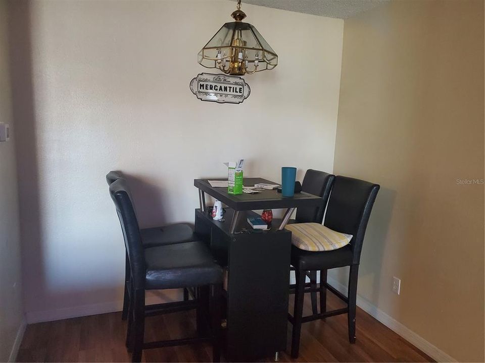 Recently Sold: $124,999 (1 beds, 1 baths, 666 Square Feet)
