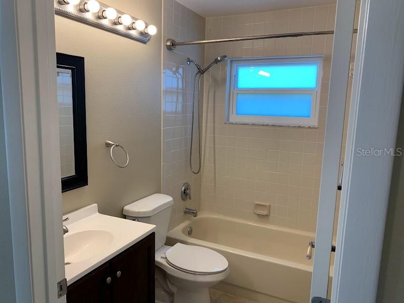 Недавно арендовано: $2,950 (3 спален, 2 ванн, 1600 Квадратных фут)
