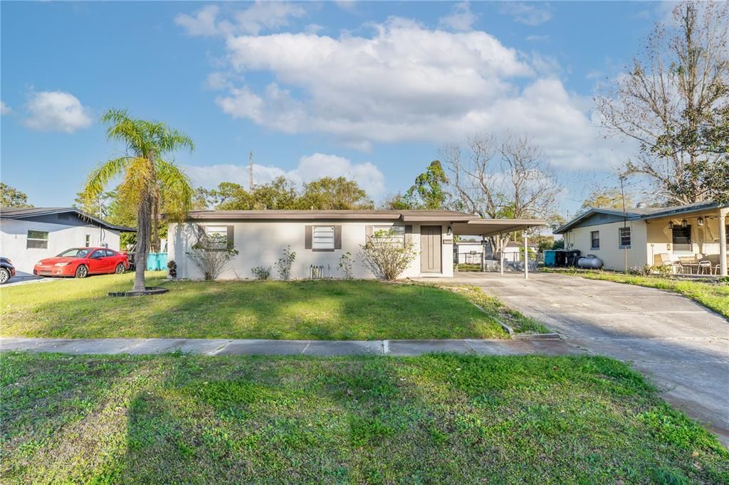 Recently Sold: $210,000 (3 beds, 1 baths, 920 Square Feet)