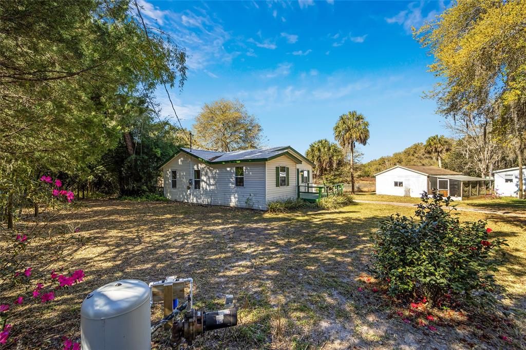 Recently Sold: $188,500 (3 beds, 2 baths, 1084 Square Feet)
