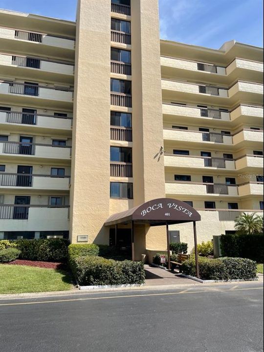 Vendido Recientemente: $539,900 (2 camas, 2 baños, 1290 Pies cuadrados)