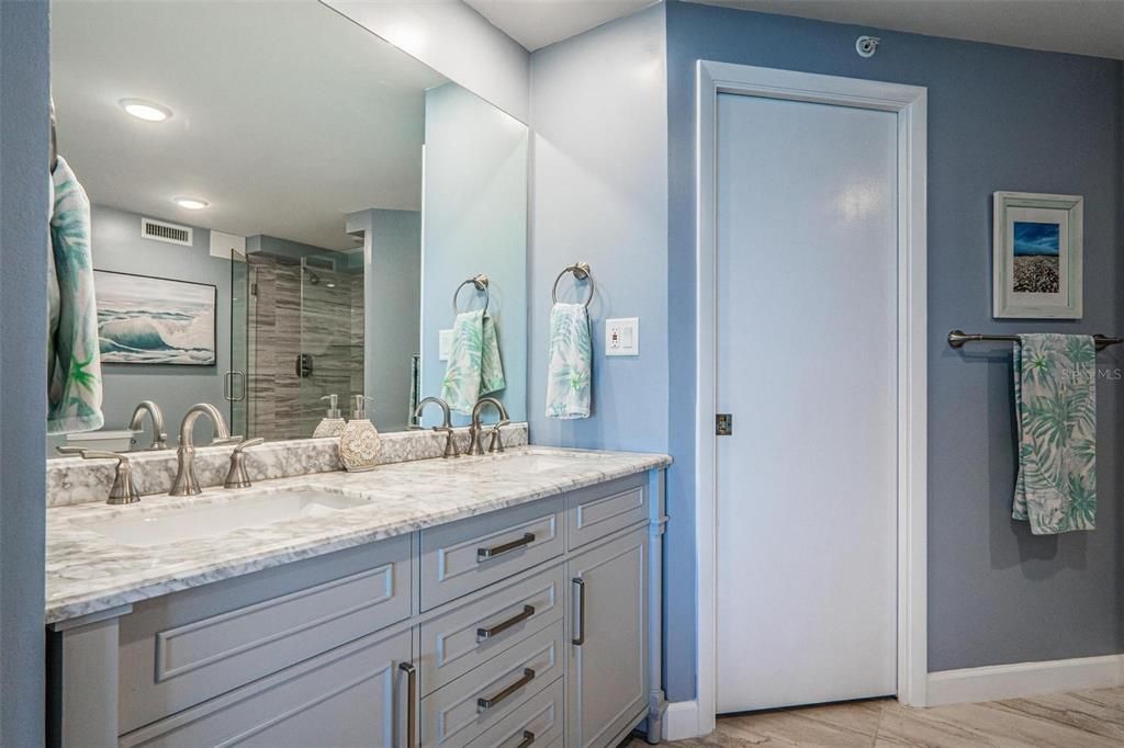 Recently Sold: $1,150,000 (2 beds, 2 baths, 1295 Square Feet)