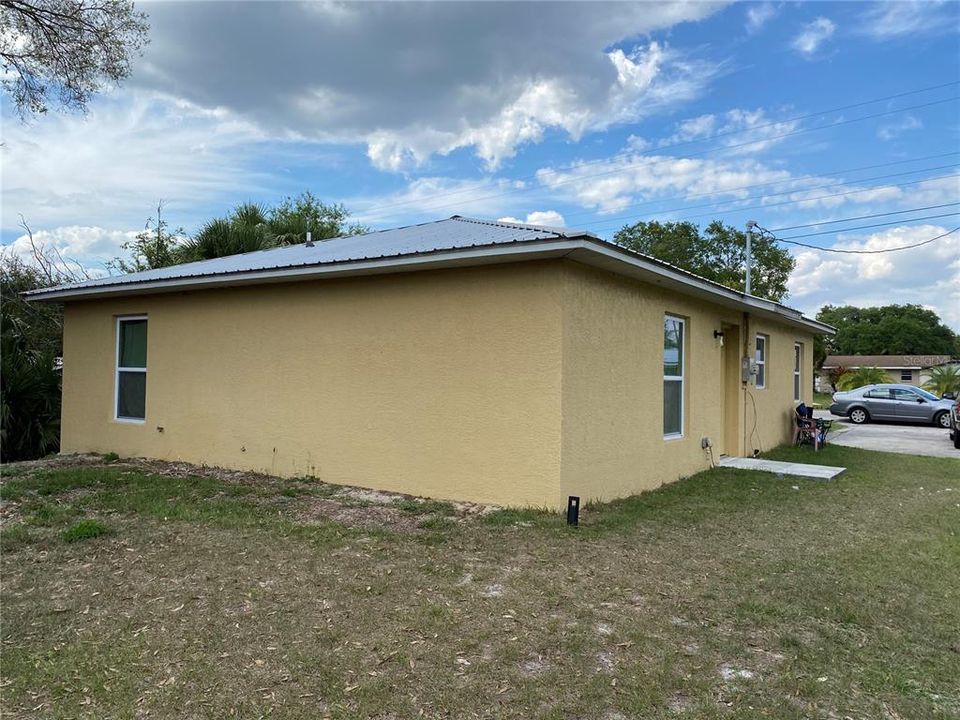 Recently Sold: $165,000 (3 beds, 1 baths, 1200 Square Feet)