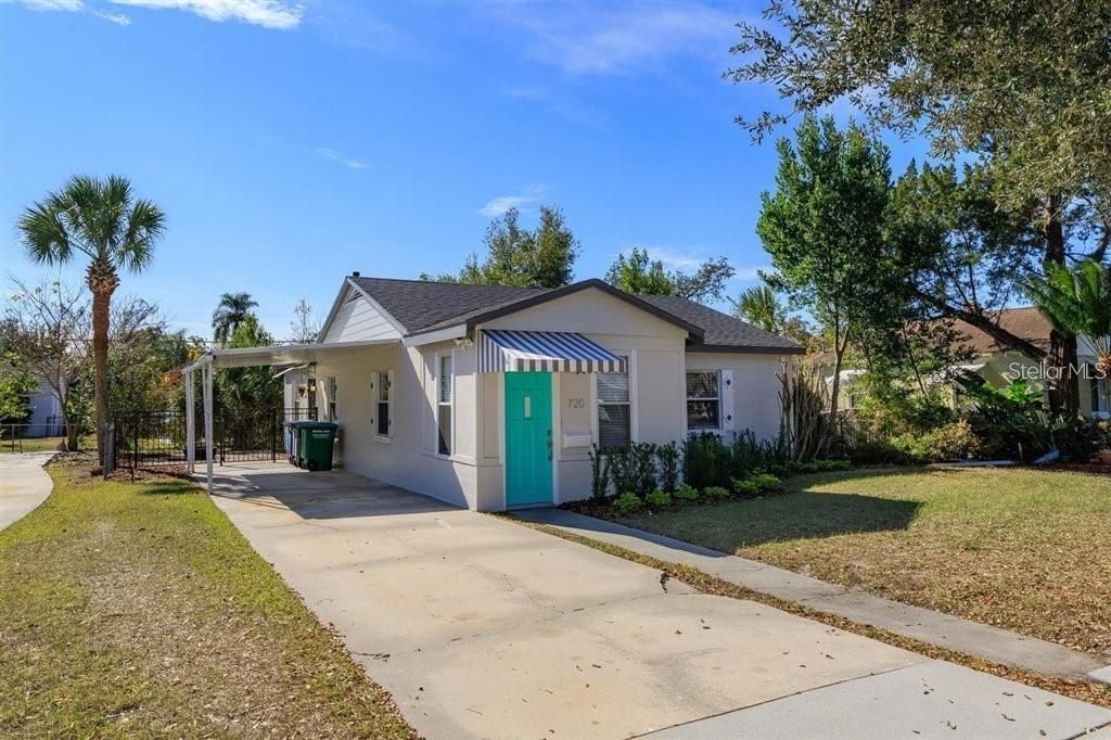 Recently Sold: $385,000 (3 beds, 2 baths, 1356 Square Feet)